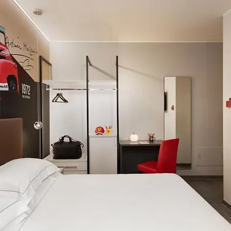 Otel Village