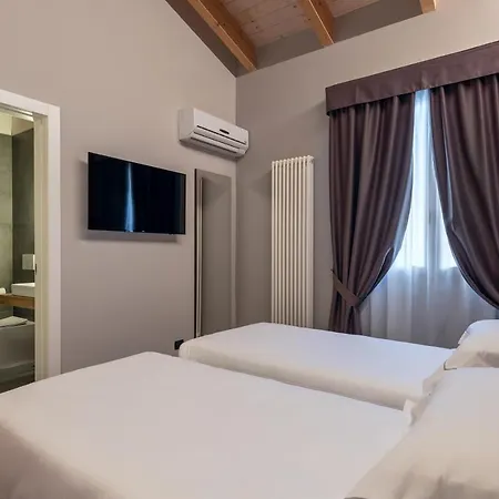 Village Otel Maranello