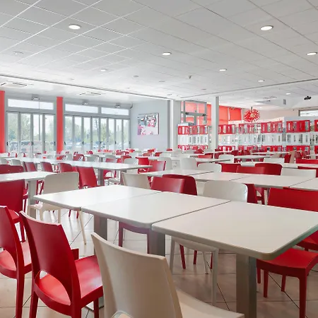 Hotel Village Maranello