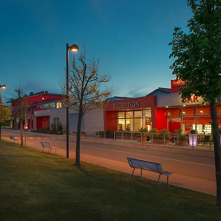 Village ホテル マラネッロ