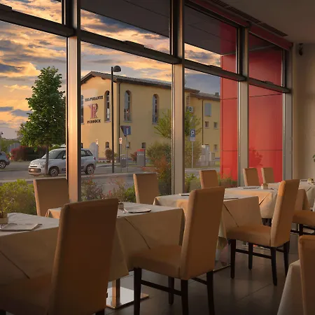 Village マラネッロ